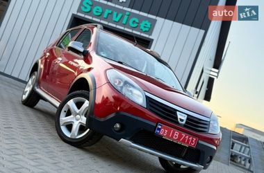 Позашляховик / Кросовер Dacia Sandero StepWay 2010 в Володимирі