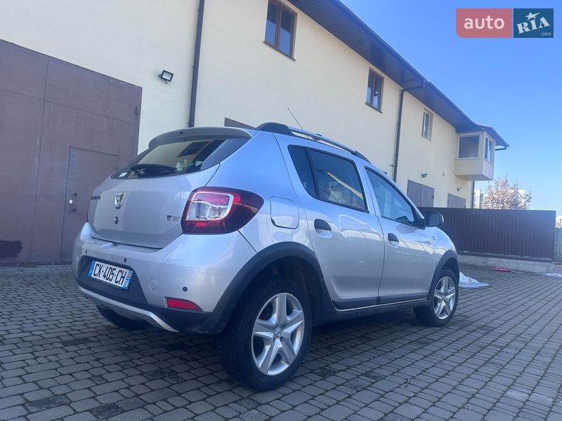Dacia Sandero StepWay 2013