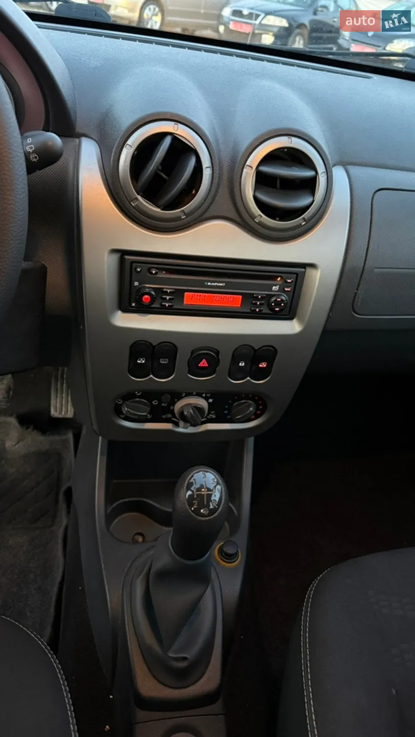 2010 Dacia Sandero - мініатюра 13