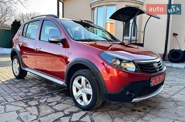 Позашляховик / Кросовер Dacia Sandero StepWay 2011 в Хоролі