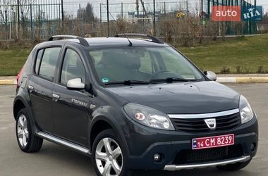 Позашляховик / Кросовер Dacia Sandero StepWay 2010 в Ірпені