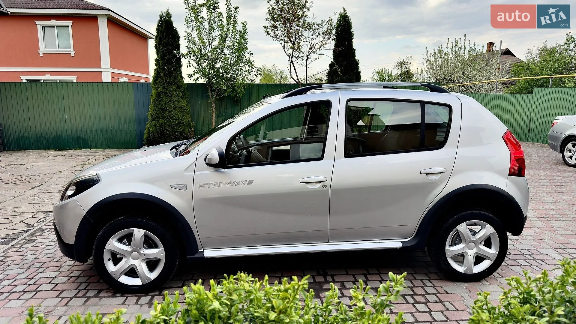 2012 Dacia Sandero - мініатюра 3
