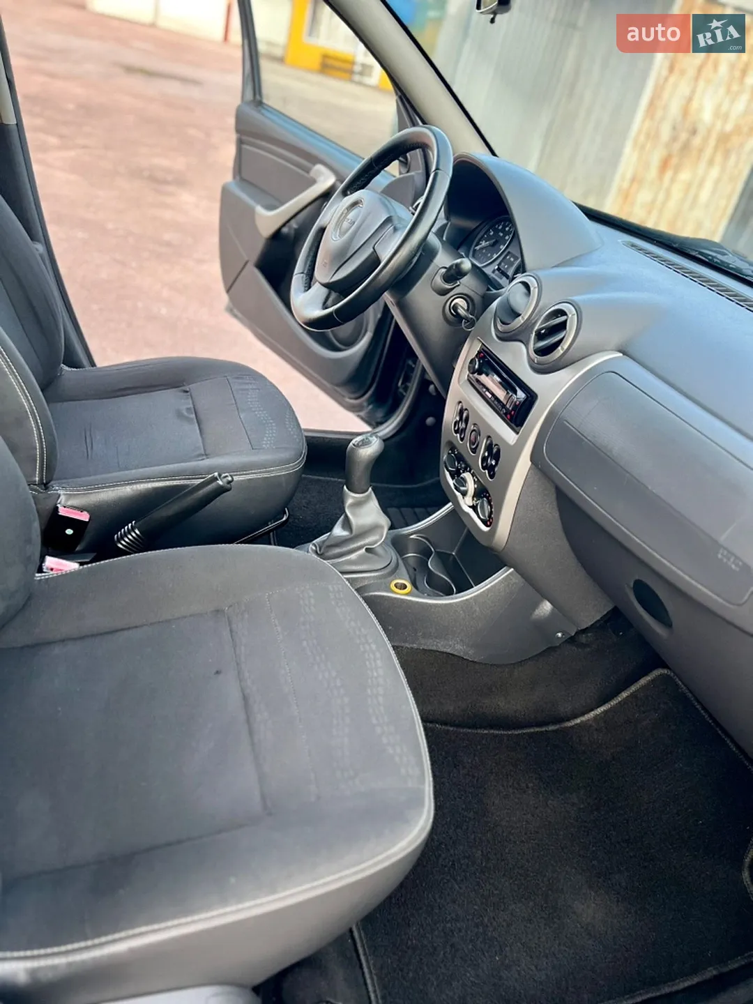 2011 Dacia Sandero - мініатюра 34