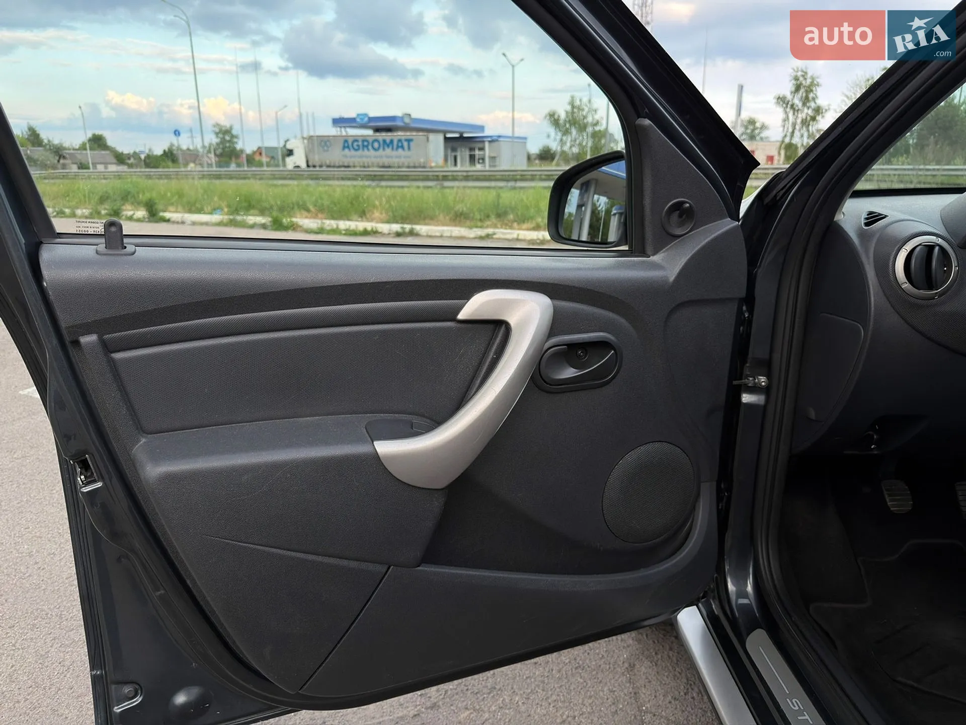 2012 Dacia Sandero - мініатюра 20