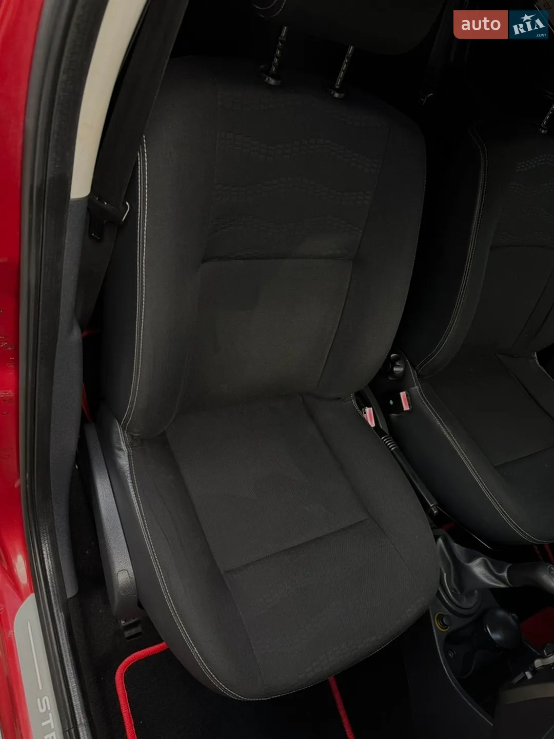 2011 Dacia Sandero - мініатюра 25