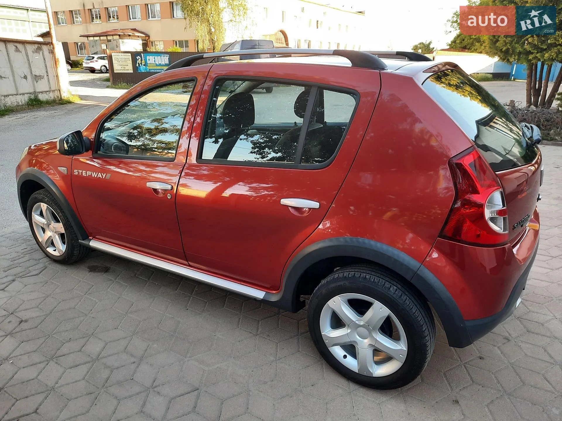 2010 Dacia Sandero - мініатюра 16