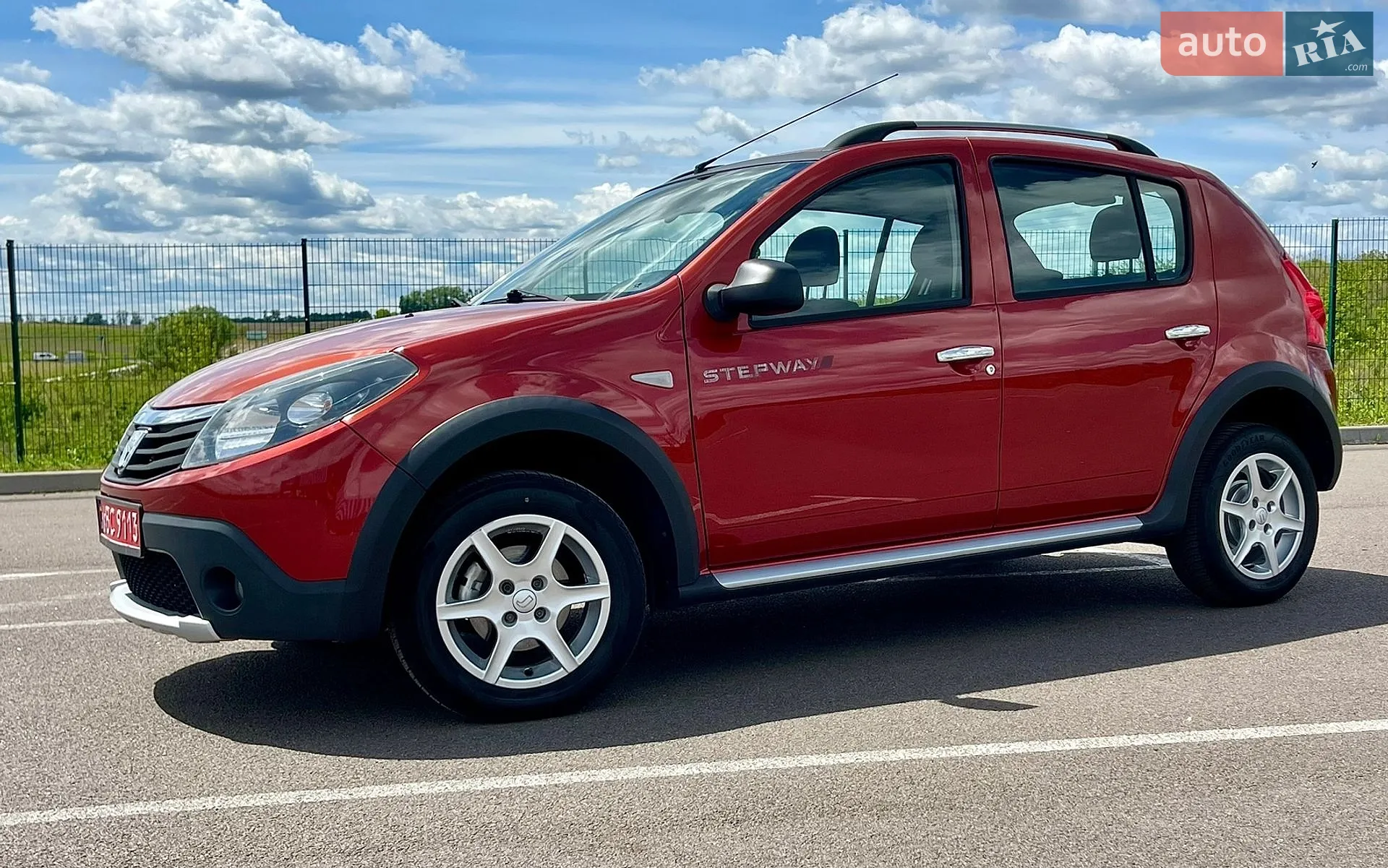 2010 Dacia Sandero - мініатюра 4