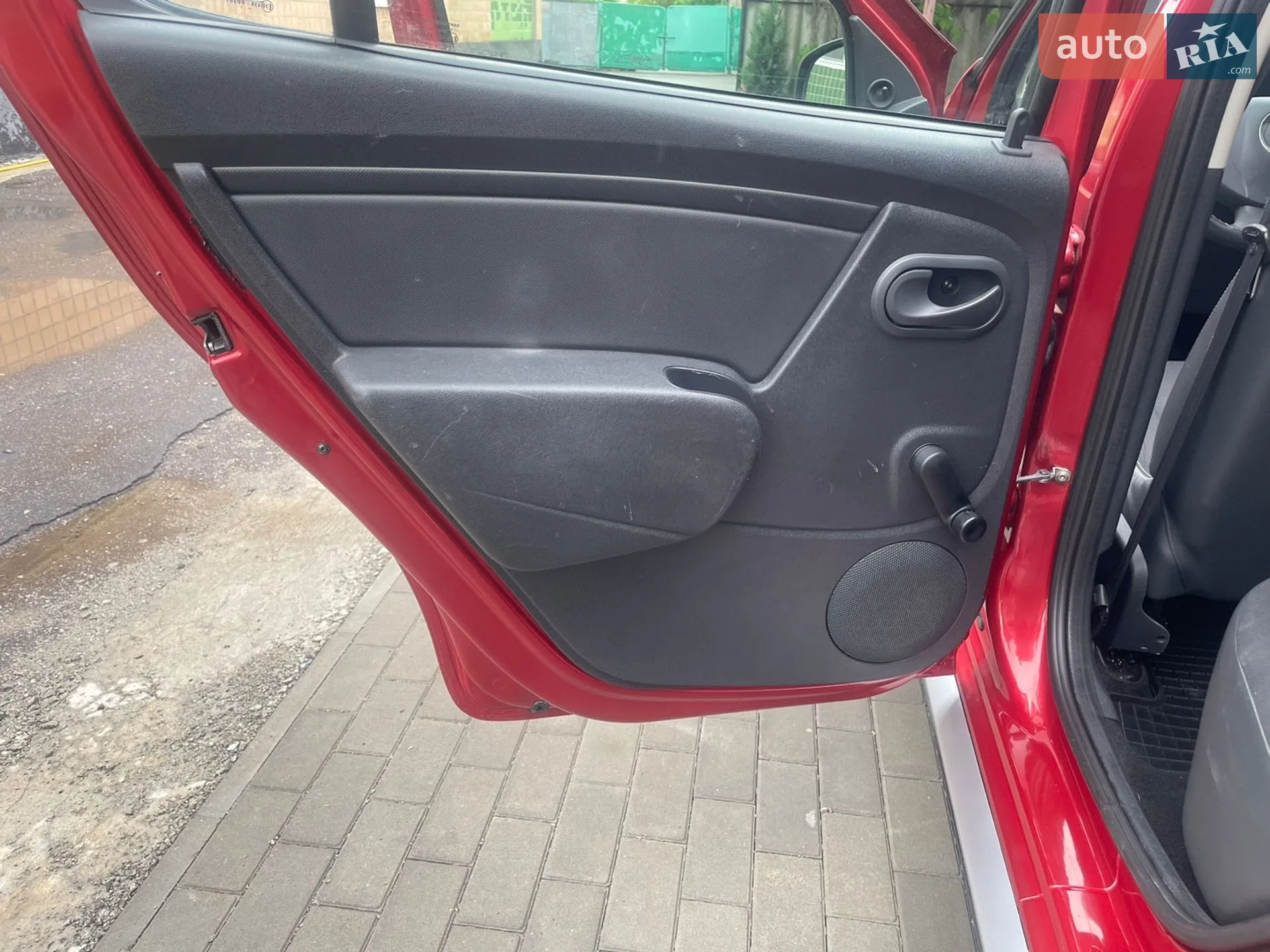 2011 Dacia Sandero - мініатюра 36