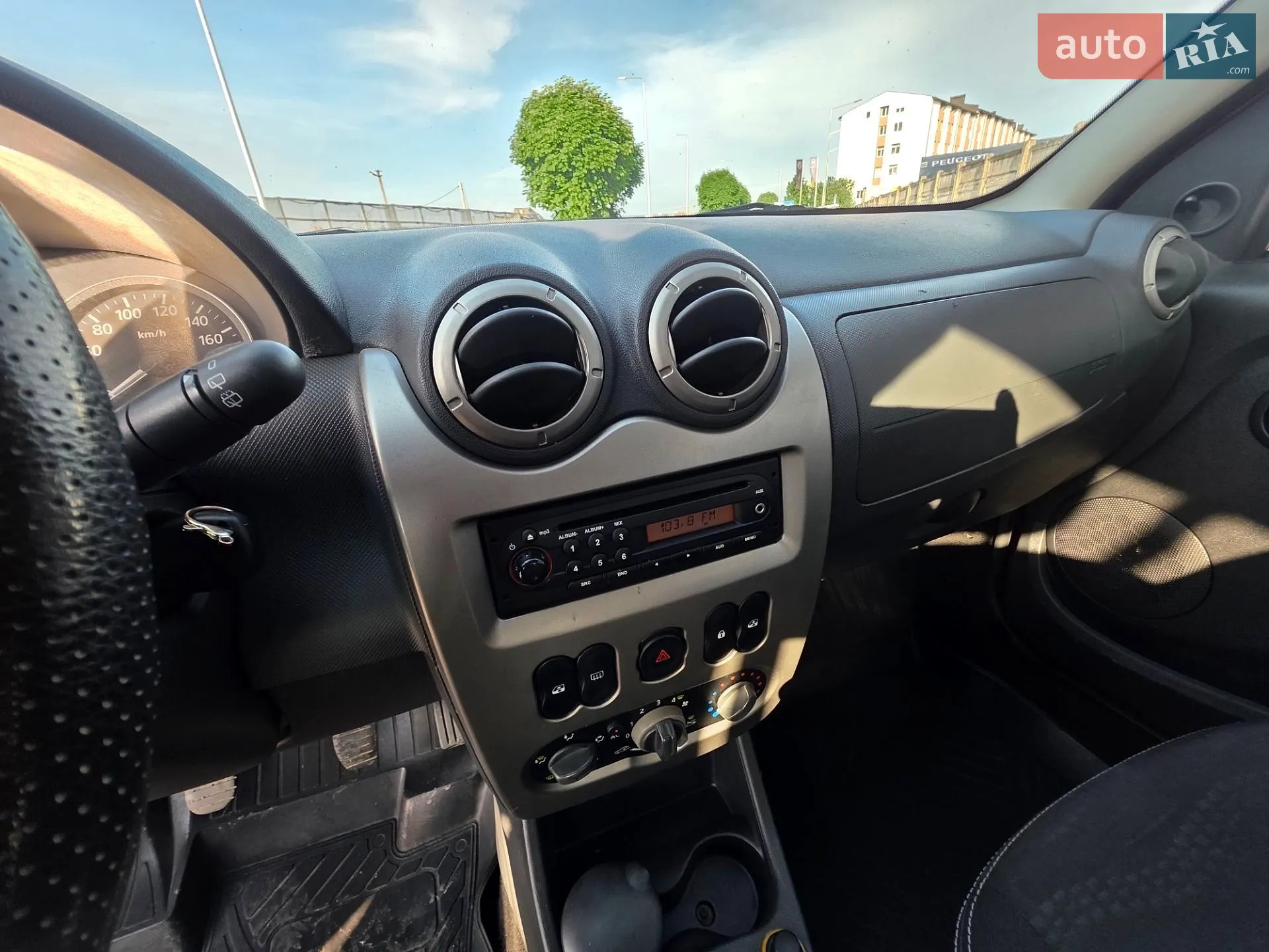 2011 Dacia Sandero - мініатюра 56