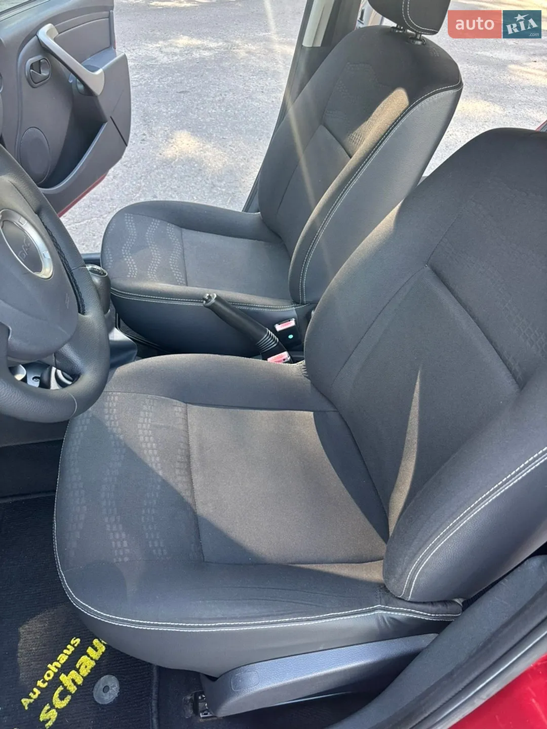 2011 Dacia Sandero - мініатюра 20