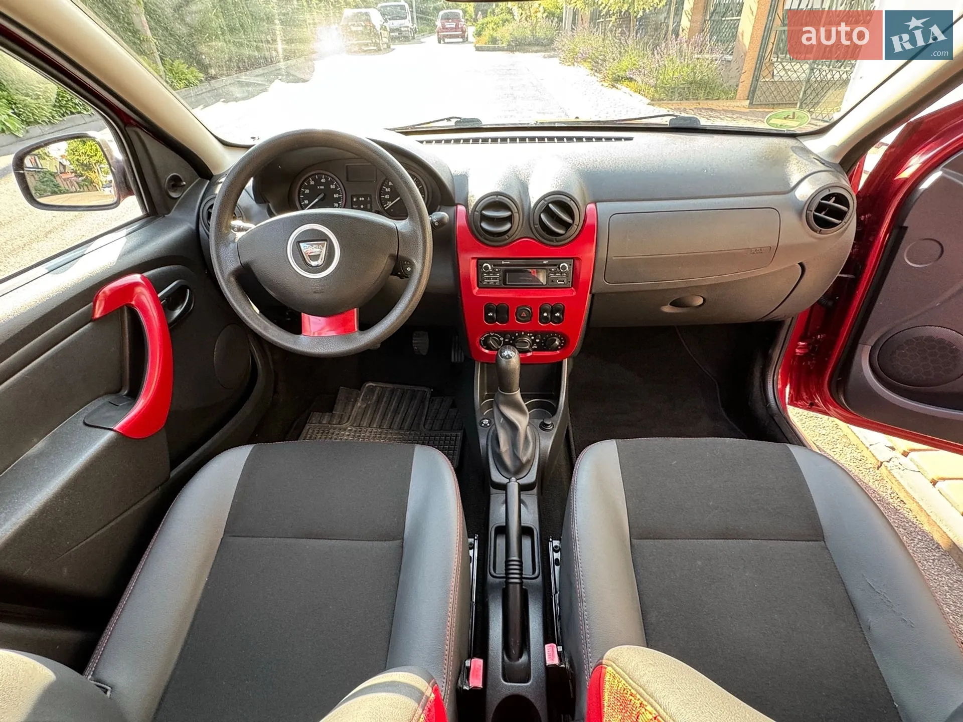 2012 Dacia Sandero - мініатюра 15