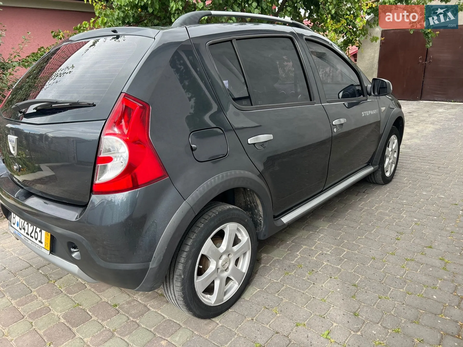 2010 Dacia Sandero - мініатюра 8