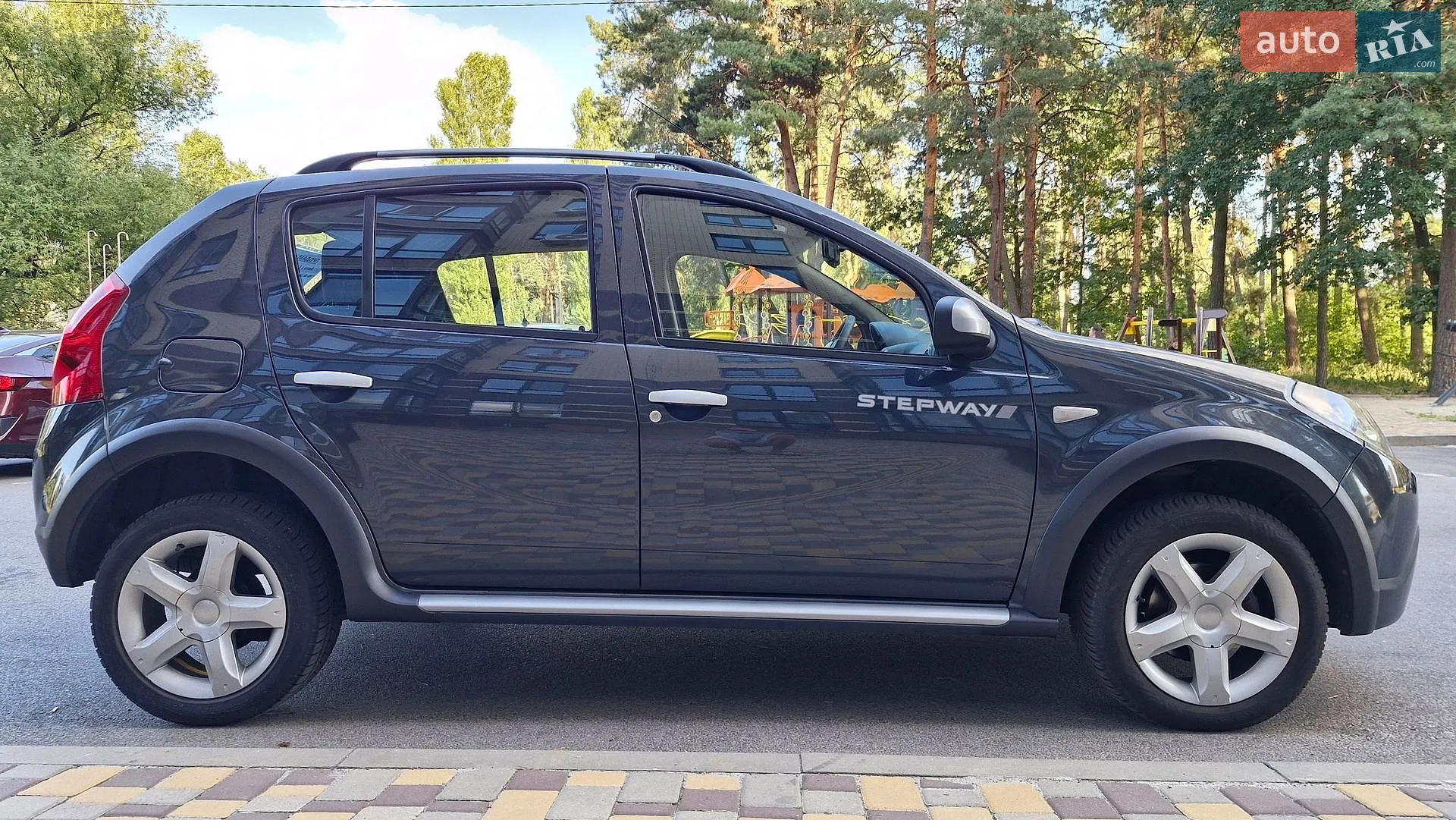 2011 Dacia Sandero - мініатюра 10