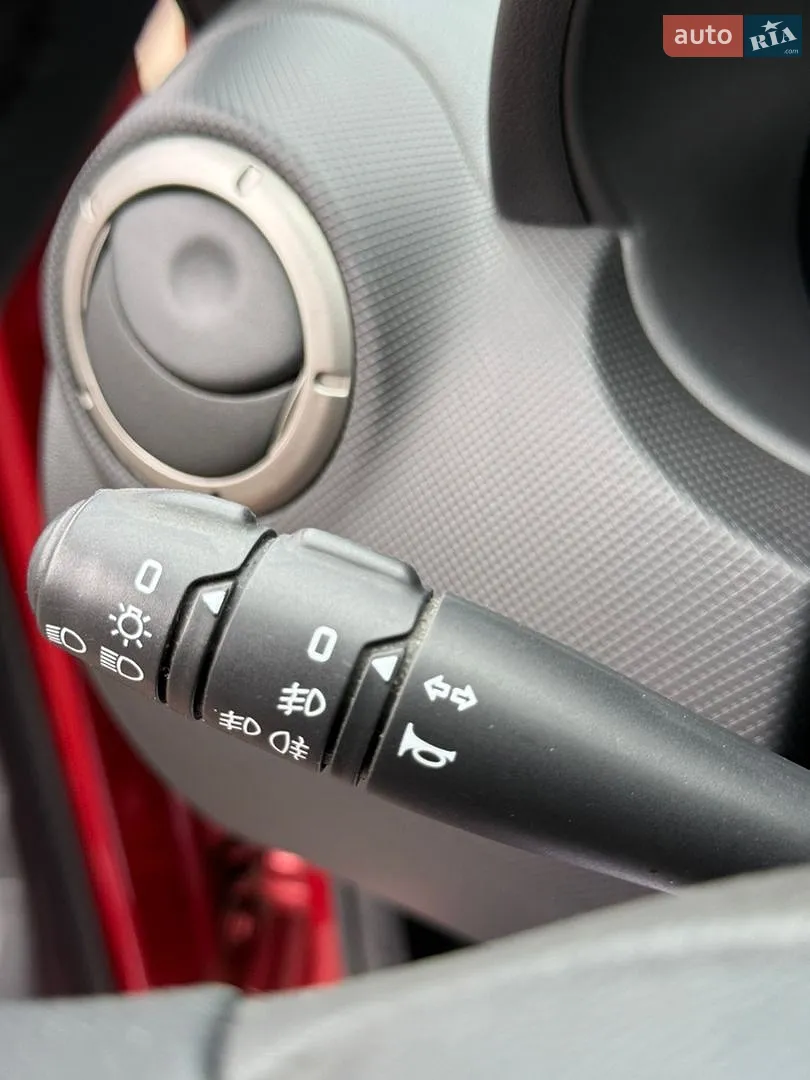 2011 Dacia Sandero - мініатюра 142