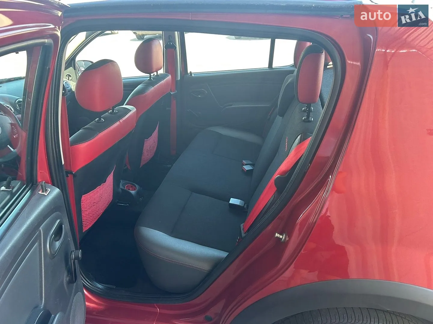 2012 Dacia Sandero - мініатюра 47