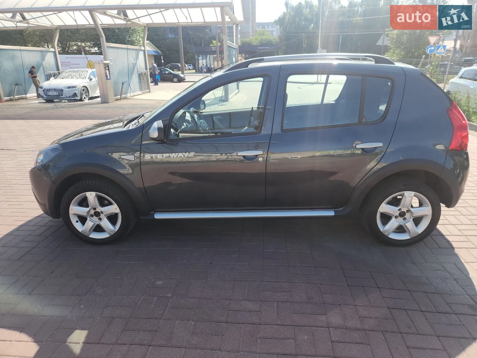 2010 Dacia Sandero - мініатюра 8