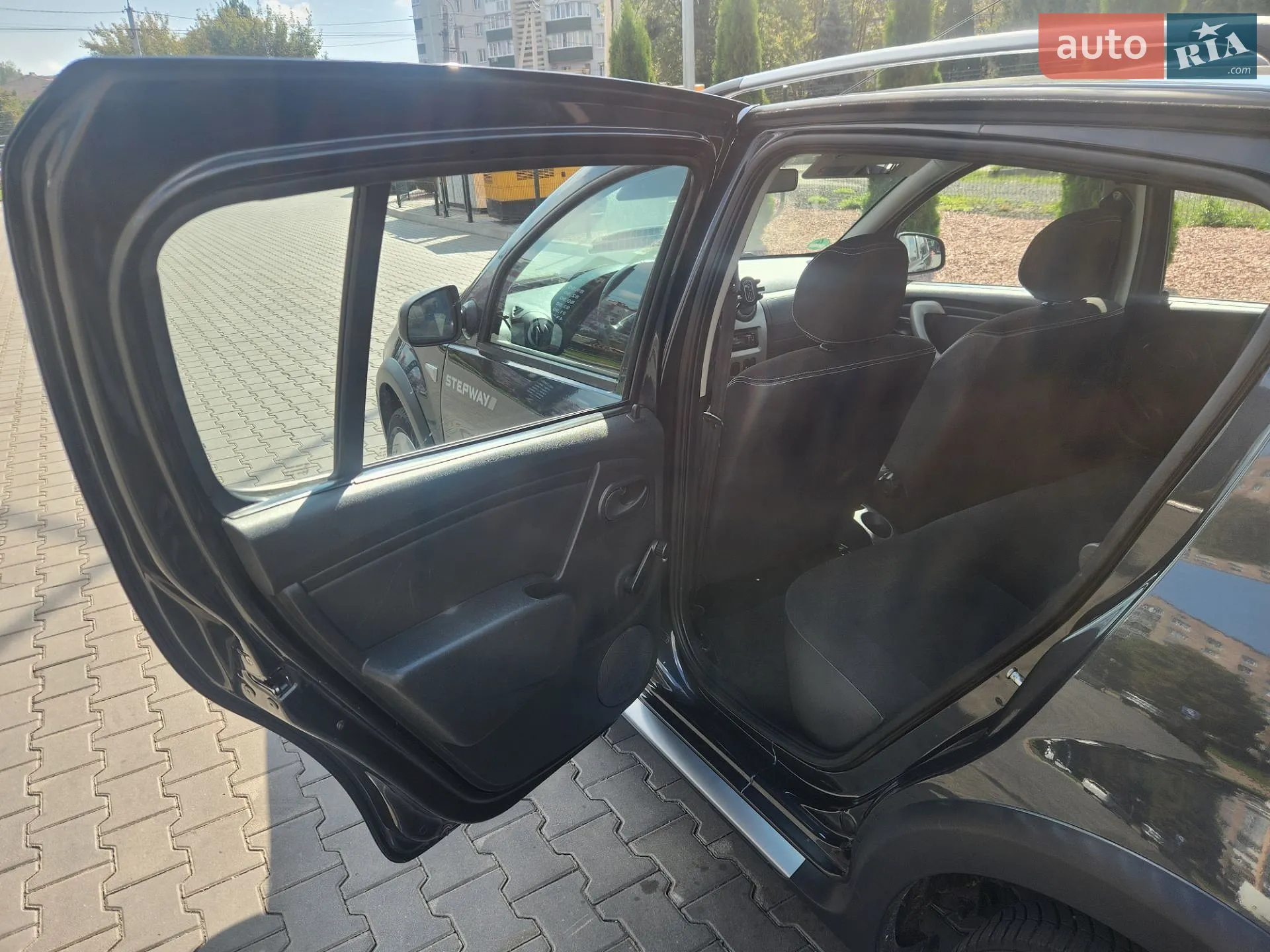 2010 Dacia Sandero - мініатюра 13