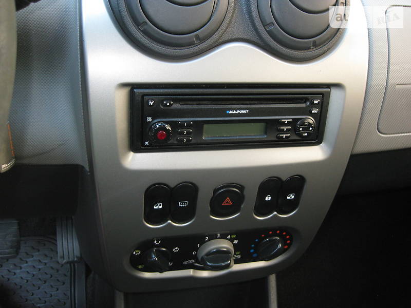 Универсал Dacia Sandero 2009 в Звенигородке