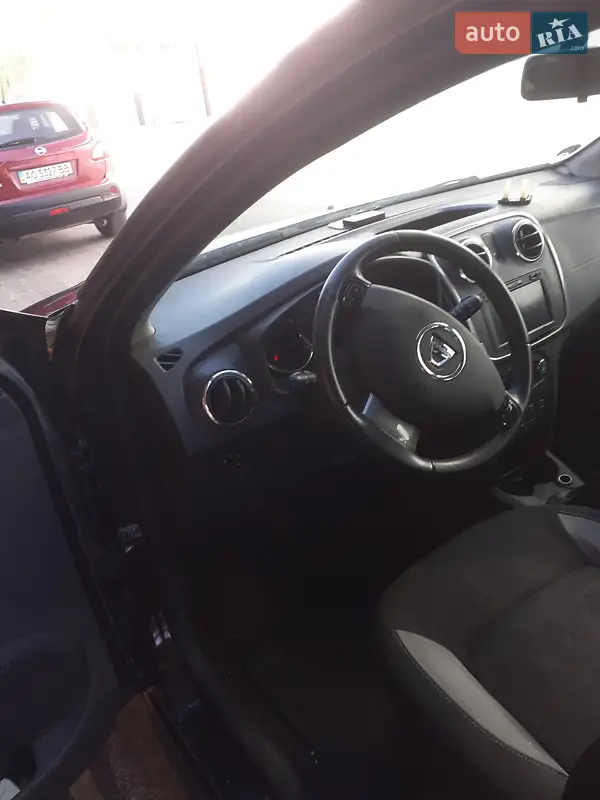 Dacia Sandero 2013