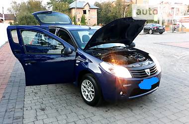 Хэтчбек Dacia Sandero 2009 в Коломые