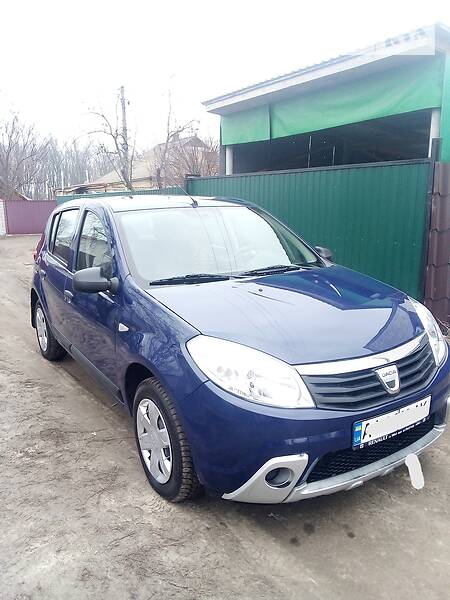 Хетчбек Dacia Sandero 2009 в Баришівка