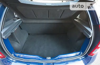 Хетчбек Dacia Sandero 2009 в 