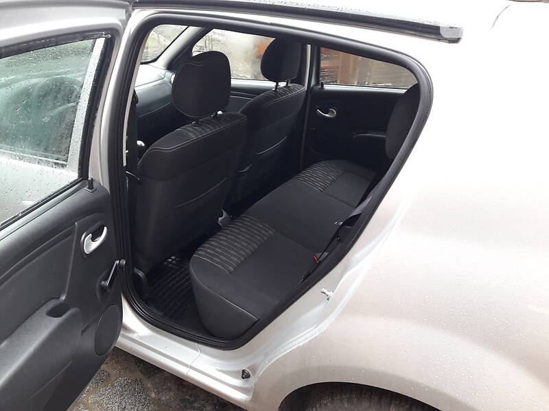 Хетчбек Dacia Sandero 2011 в Бердичеві