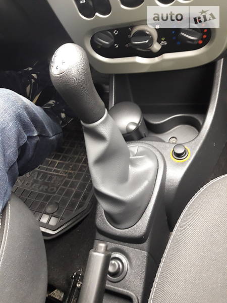 Хетчбек Dacia Sandero 2011 в Бердичеві