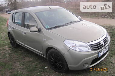 Dacia Sandero 2009 Dacia Sandero 2009