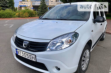 Dacia Sandero 2009