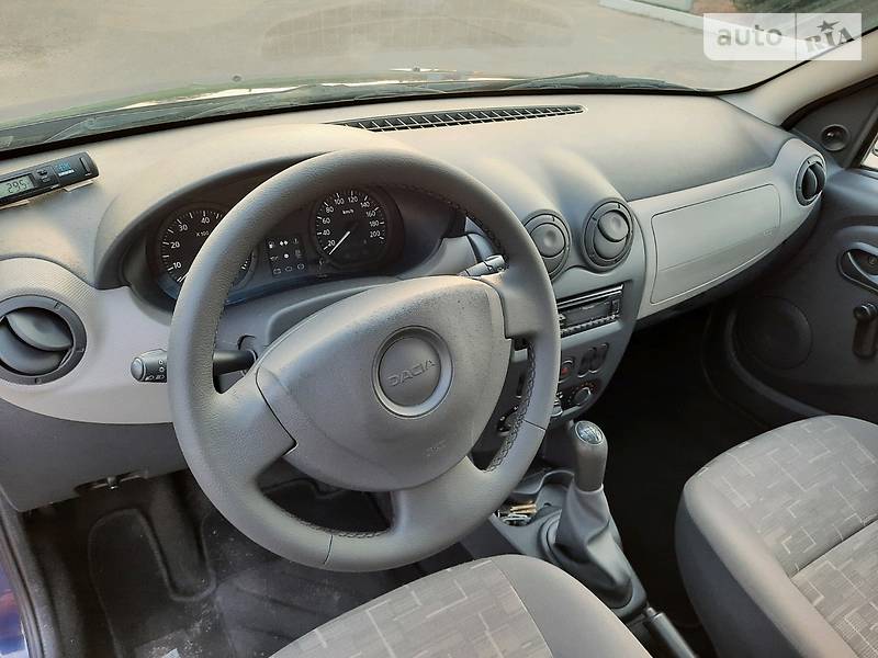 Хетчбек Dacia Sandero 2010 в Полтаві фото 24 Хетчбек Dacia Sandero 2010 в Полтаві