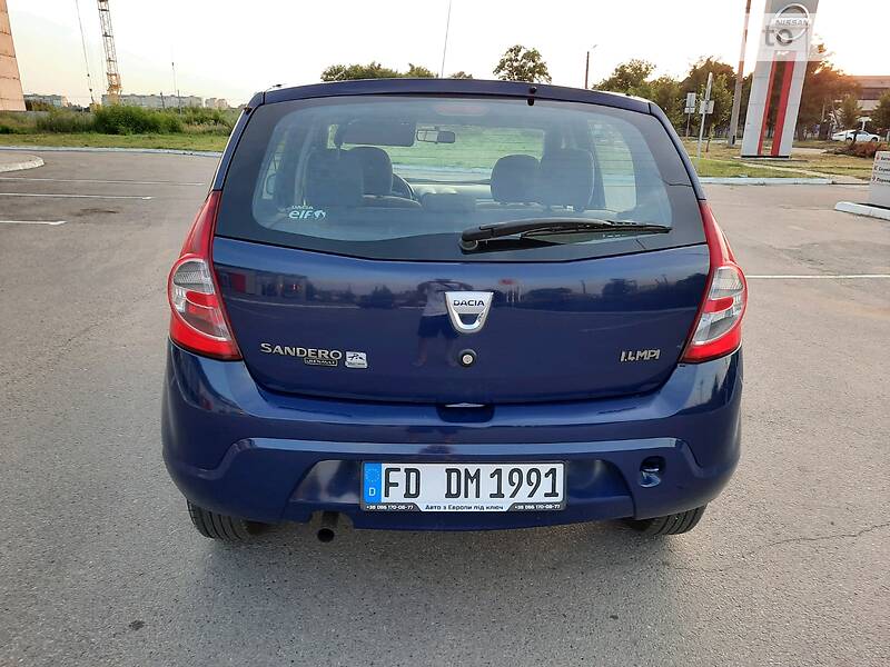 Хетчбек Dacia Sandero 2010 в Полтаві фото 89 Хетчбек Dacia Sandero 2010 в Полтаві