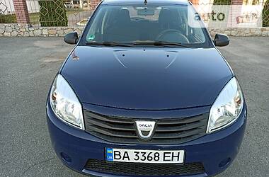 Хэтчбек Dacia Sandero 2009 в Кропивницком