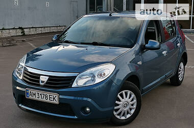 Dacia Sandero 2009