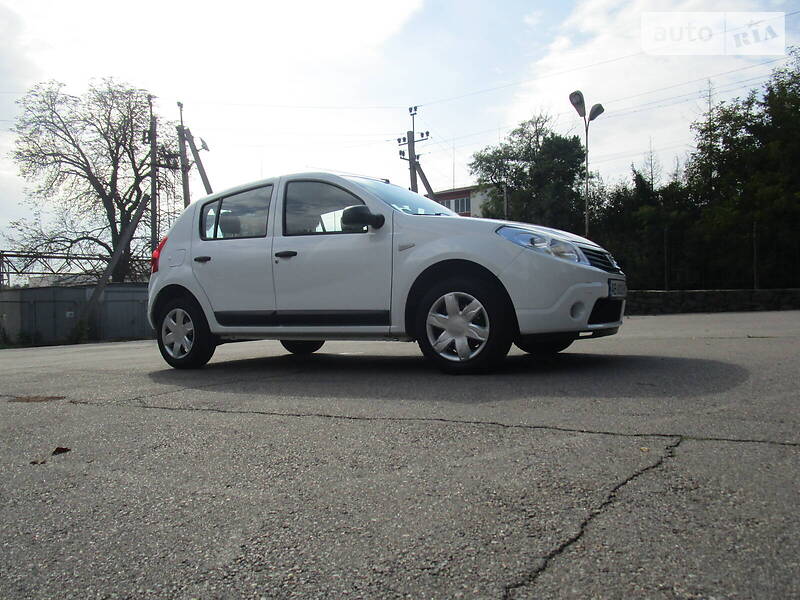 Dacia Sandero MPI
