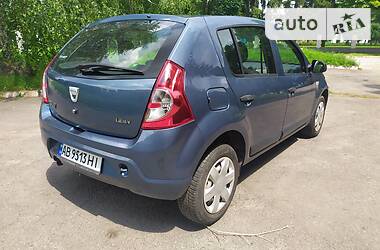 Dacia Sandero 2009