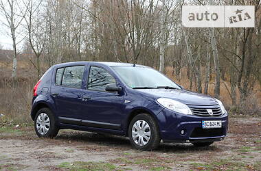 Хэтчбек Dacia Sandero 2009 в Сумах