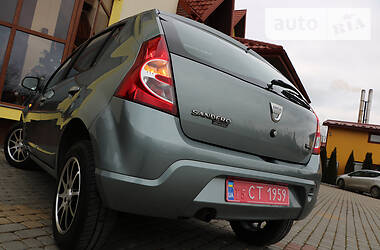 Хетчбек Dacia Sandero 2009 в Трускавці