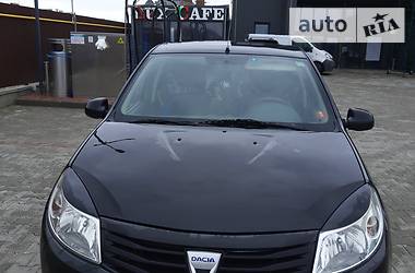 Хэтчбек Dacia Sandero 2010 в Львове