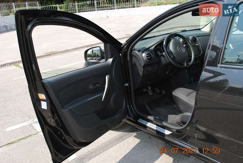 Хетчбек Dacia Sandero 2012 в Кропивницькому