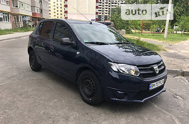 Dacia Sandero 2013