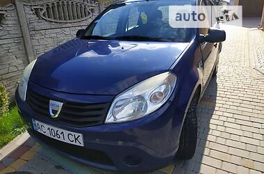 Хэтчбек Dacia Sandero 2009 в Луцке