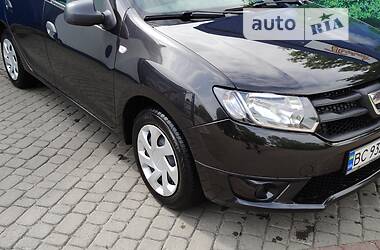 Хэтчбек Dacia Sandero 2014 в Львове