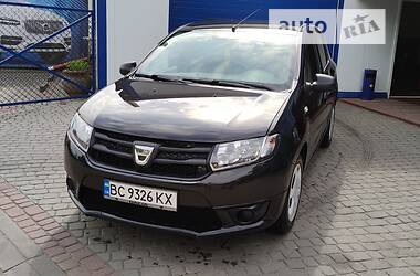 Хэтчбек Dacia Sandero 2014 в Львове