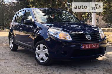 Dacia Sandero 2010