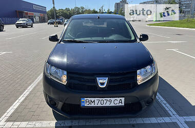 Хетчбек Dacia Sandero 2013 в Сумах