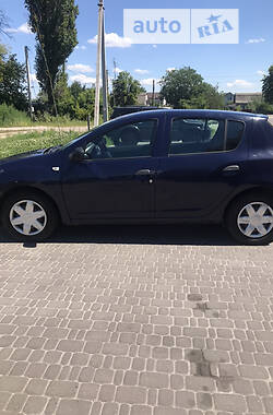 Хэтчбек Dacia Sandero 2014 в Василькове