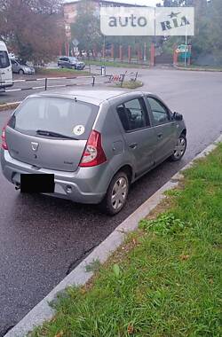 Dacia Sandero 2009