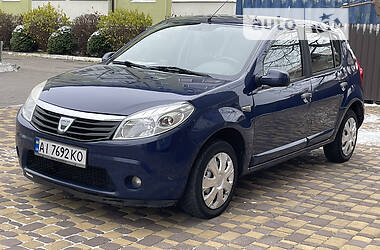 Dacia Sandero 2009