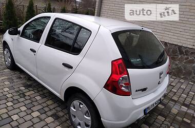 Хэтчбек Dacia Sandero 2009 в Ходорове